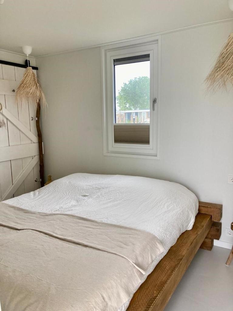 Chalets Vakantiepark Schouwenduin Burgh-Haamstede Room photo